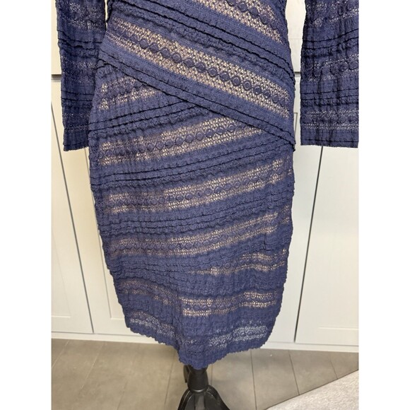 MAX STUDIO Sheath Dress XL Navy Blue Lace Ivory Lining 3/4 Sleeve Stretch Work - Picture 3 of 9